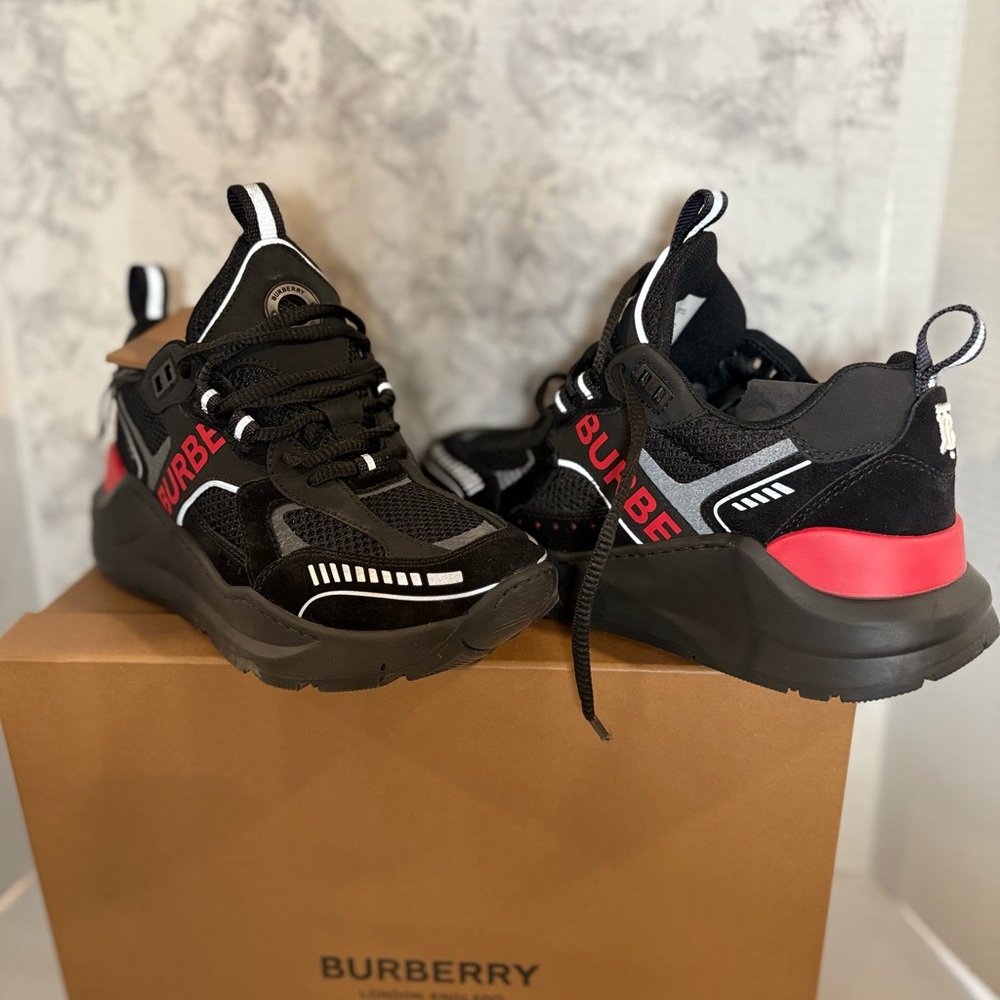 Burberry Women Black and Red Sneakers